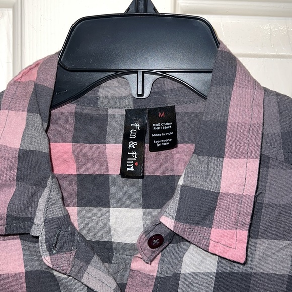 Pink & Gray plaid Ladies Top - Picture 2 of 9
